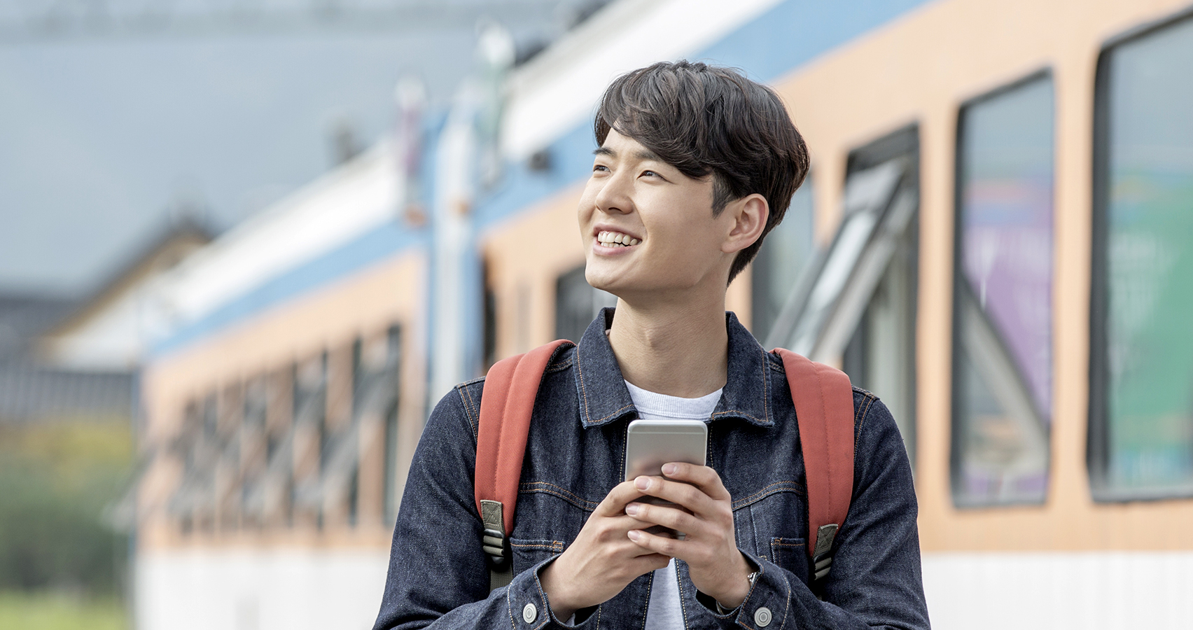 기차역까지의 이동, 기차역에서의 이동도 연결해줘요.